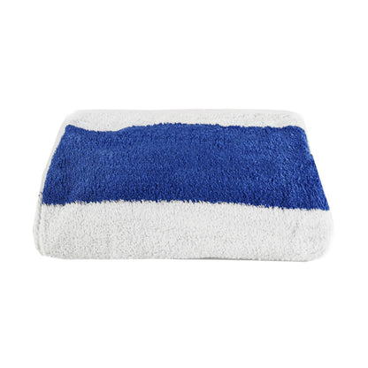 Toalla de piscina listada azul / blanco