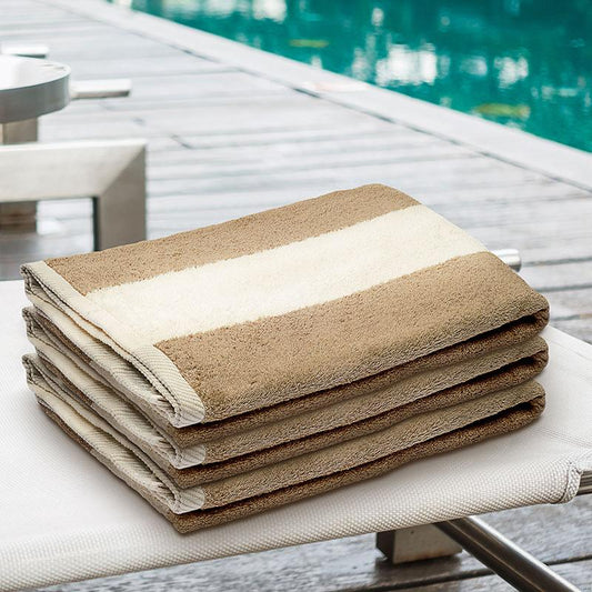 Toalla de piscina listada beige / vainilla